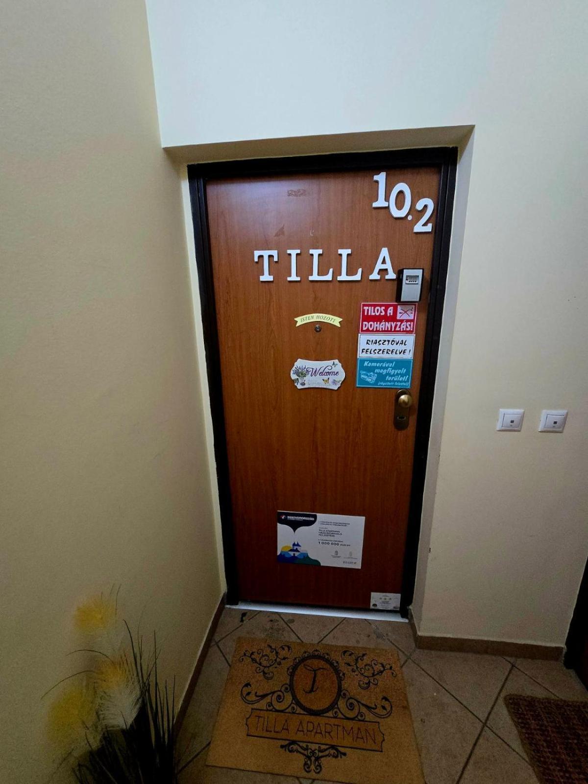 Tilla Apartman Гайдусобосло Екстер'єр фото